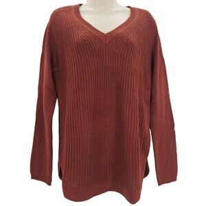 RD Style Womans size M Josslyn V-Neck Sweater Long Sleeve Rust Brown NEW